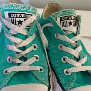 CONVERSE mint green size 6